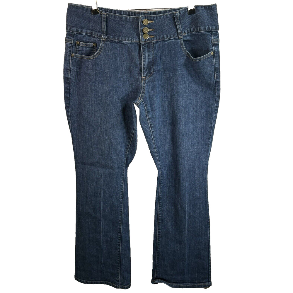 Culture Tribe Jeans Women's‎ Size 13/14 Button/Zip. Flare leg Accented pockets